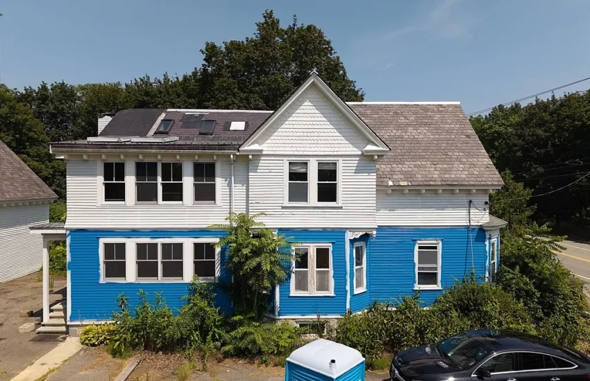 Gorham St, Chelmsford SFH with 3 Extra Lots!